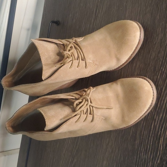 Lucky Brand Lace Up camel Leather Suede Heeled Ankle Bootie Size 8 - Picture 1 of 10